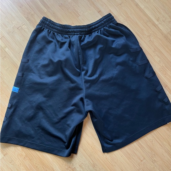 🏀MEN’s Jordan black basketball shorts - XL - Picture 4 of 6